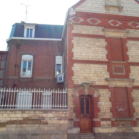 アミアン Edimbourg Avenue Bed & Breakfast エクステリア 写真
